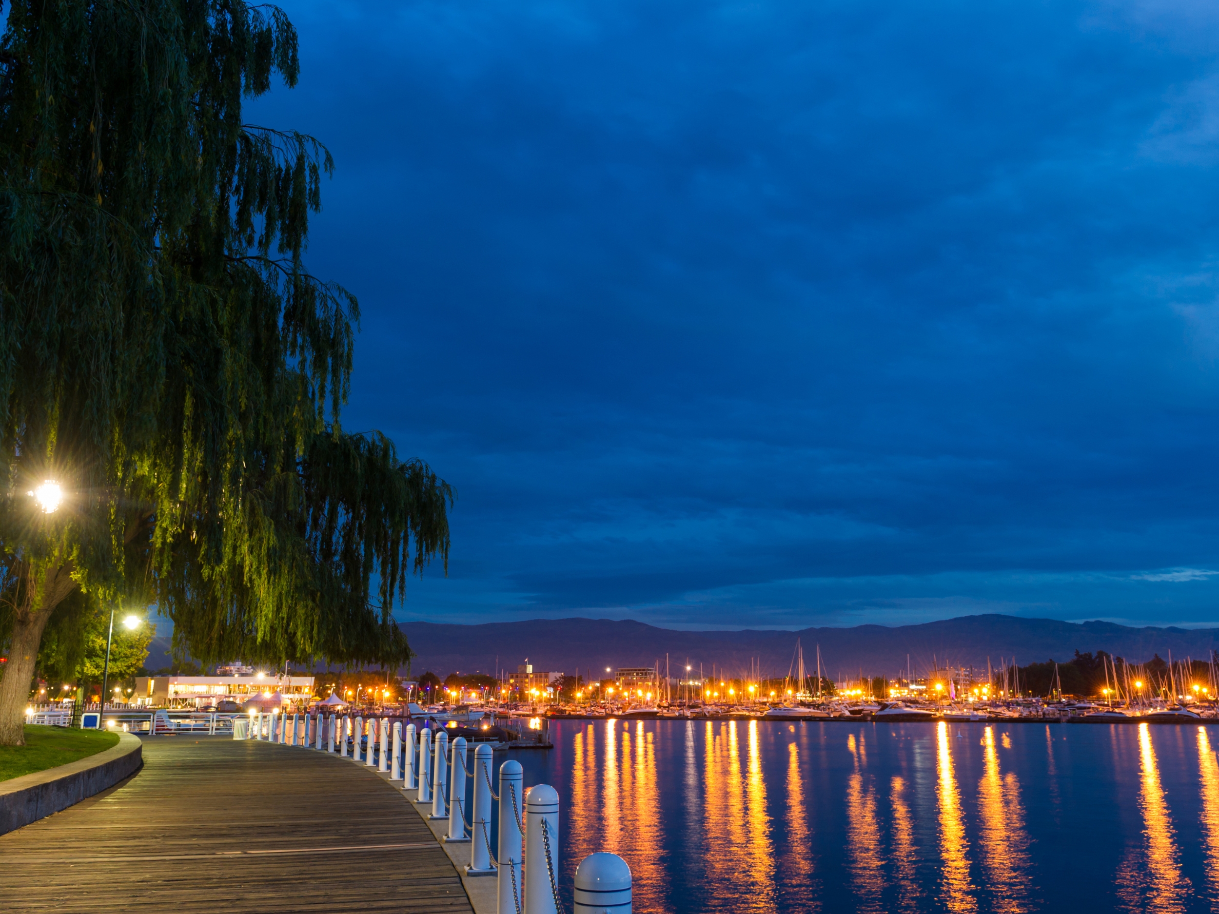 Dawson International Truck Centres Kelowna Okanagan British Columbia Hiring Career (1)